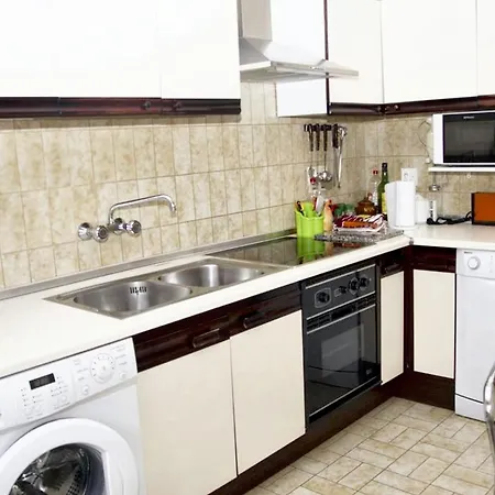 Spacious House In 別荘 *