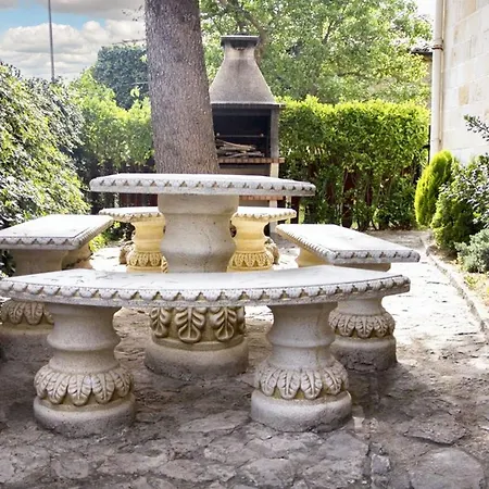 Spacious House In Nyaraló Abejar