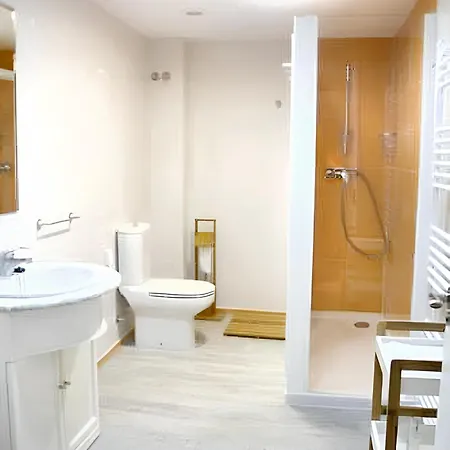 Spacious House In 別荘 アベハール