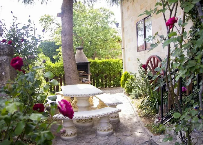 Spacious House In 펜션 *