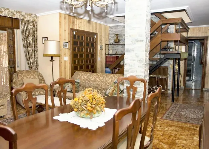 펜션 Spacious House In 아베하르