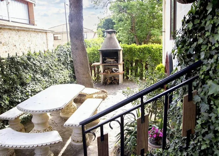 펜션 Spacious House In *