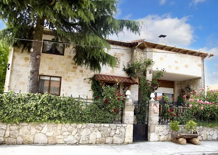 Spacious House In 펜션 *